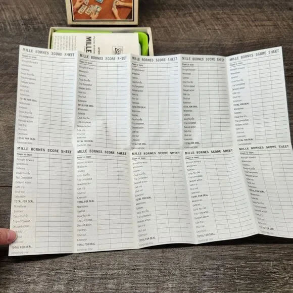 Vintage 1971 Parker Brothers Mille Bornes French Auto Racing Card Game! COMPLETE - Picture 5 of 7